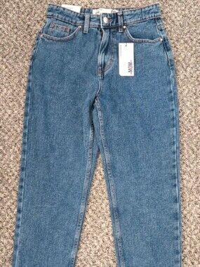 Mom Jeans